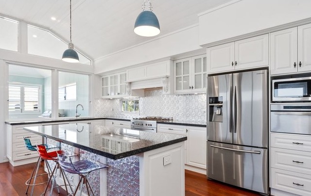 New build kitchen and living